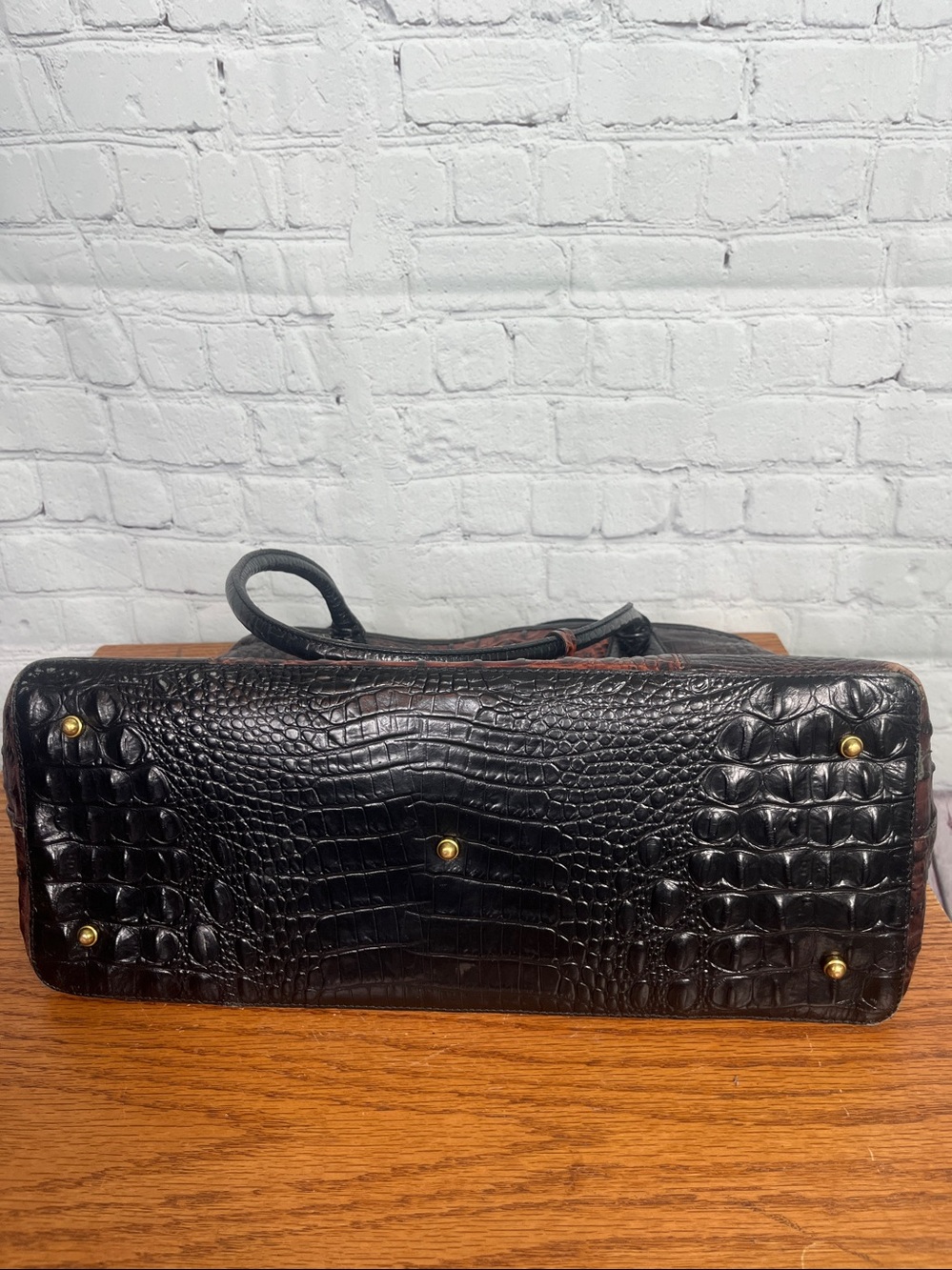 Brahmin Rich 2 tone Brown Crocodile Shoulder Bag - Picture 9 of 9